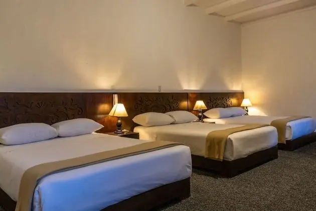 Standard Üç Kişilik Oda