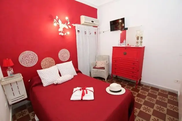 Economy Büyük Yataklı Tek Kişilik Oda