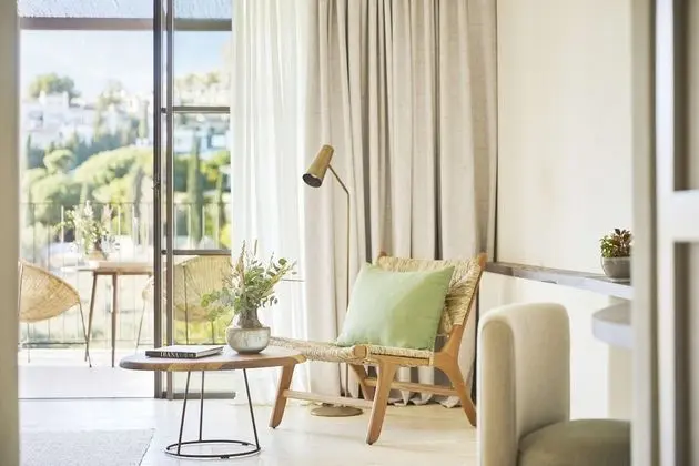 Oda, Teras, Bahçe Manzaralı