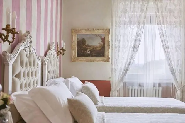 Comfort İki Ayrı Yataklı Oda