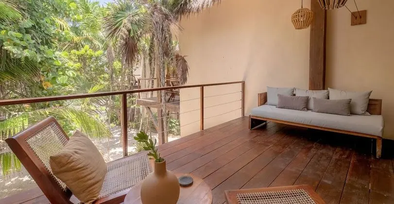 Süit, Balkon, Bahçe Manzaralı
