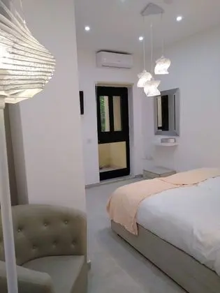 Tek Büyük veya İki Ayrı Yataklı Oda, Balkon