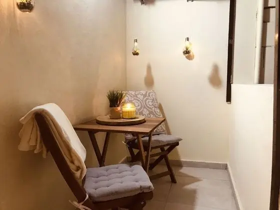 Tek Büyük veya İki Ayrı Yataklı Oda, Balkon