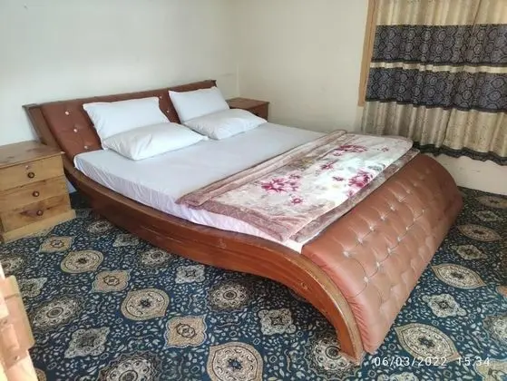 Standard Tek Büyük Yataklı Oda