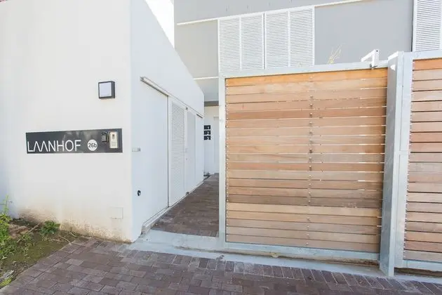 Laanhof 1 Studio Apartment