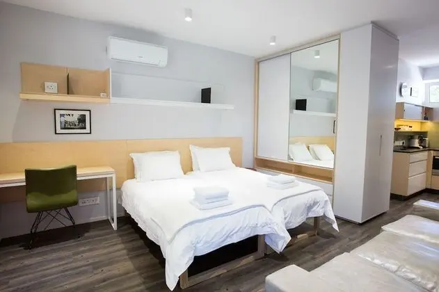 Laanhof 2 Studio Apartment