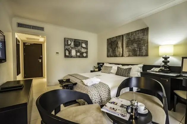 Superior Tek Büyük Yataklı Oda