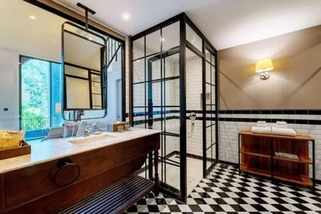 Duplex Room