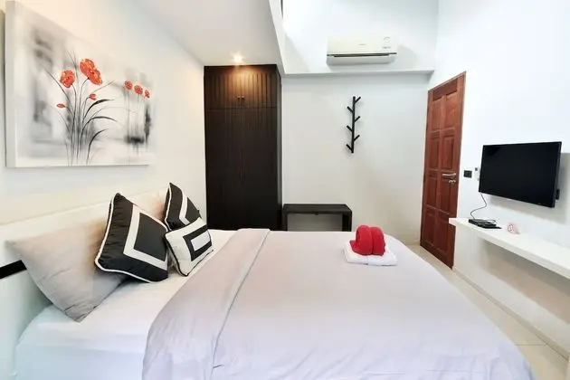 2 Bedroom Beach Front Villa
