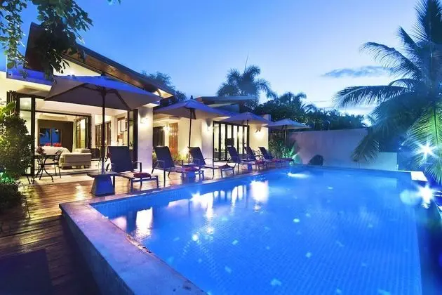 2 Bedroom Beach Front Villa