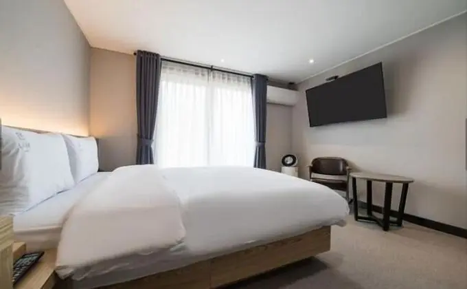 Deluxe Tek Büyük Yataklı Oda, 1 Çift Kişilik Yatak, Sigara İçilmez, Balkon