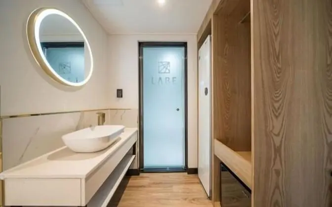 Premium Tek Büyük Yataklı Oda, 1 Çift Kişilik Yatak, Sigara İçilmez, Şehir Manzaralı