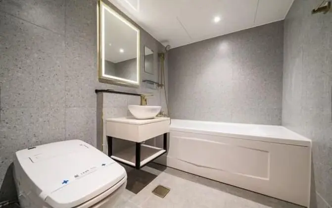 Premium Tek Büyük Yataklı Oda, 1 Çift Kişilik Yatak, Sigara İçilmez, Şehir Manzaralı