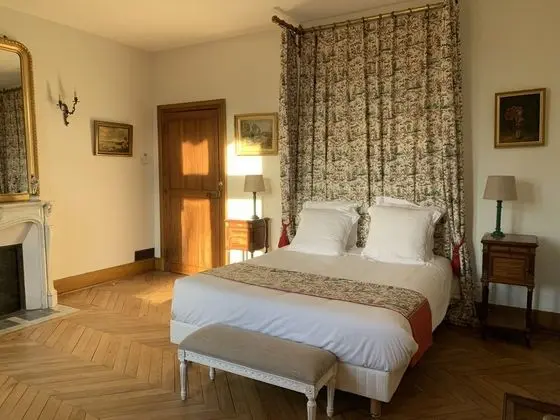 Superior Tek Büyük Yataklı Oda, Özel Banyo, Park Manzaralı (Chambre Jeanne Guesnet)