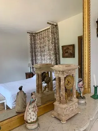 Superior Tek Büyük Yataklı Oda, Özel Banyo, Park Manzaralı (Chambre Jeanne Guesnet)