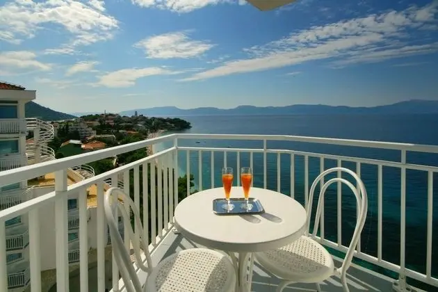 Comfort Tek Büyük Yataklı Oda, 1 Çift Kişilik Yatak, Balkon, Deniz Manzaralı