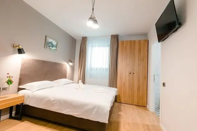 Standard Tek Büyük veya İki Ayrı Yataklı Oda