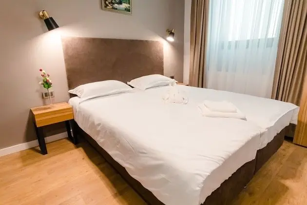 Standard Tek Büyük veya İki Ayrı Yataklı Oda