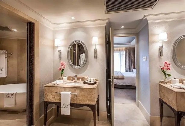Presidential Çatı Katı Süiti (Penthouse), 1 En Büyük (King) Boy Yatak (Penthouse)
