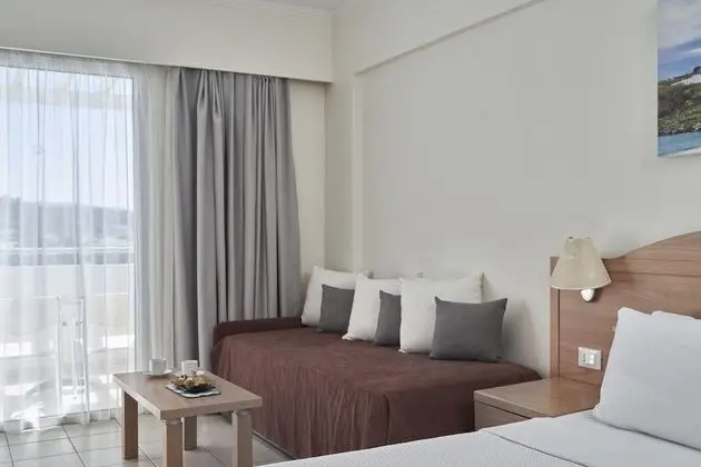 Classic Room Land View