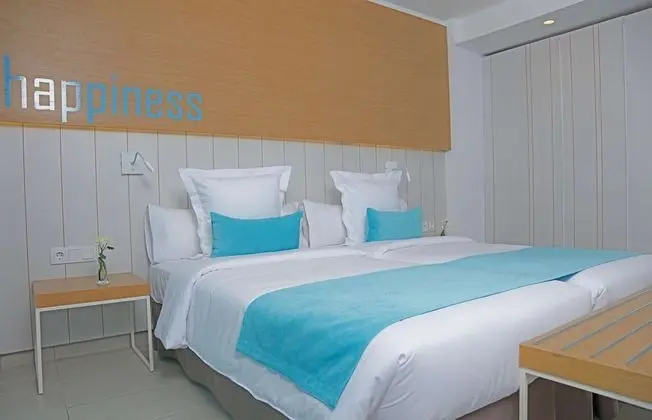 Deluxe Tek Büyük Yataklı Oda (1 Adult)