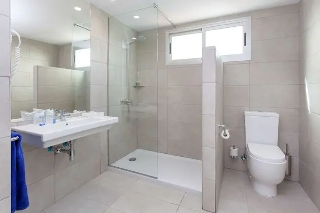 Deluxe Tek Büyük Yataklı Oda (1 Adult)