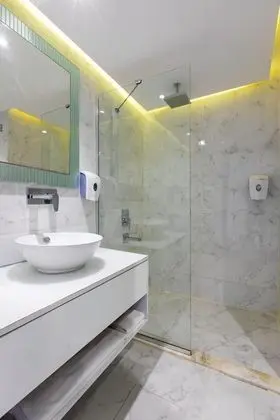 Aile Suite Odası Bungalow Bahçe Manzaralı
