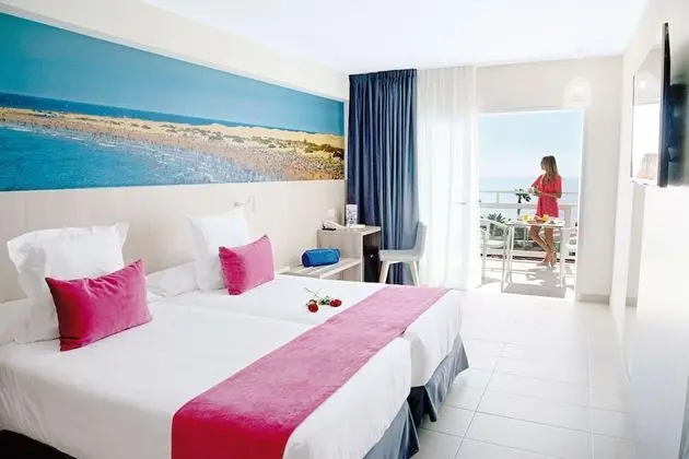 Deluxe İki Ayrı Yataklı Oda, 2 Tek Kişilik Yatak, Kısmi Deniz Manzaralı