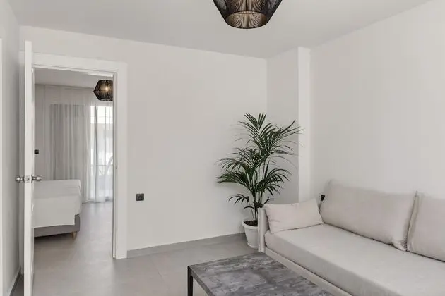 Superior Family Room, Garden View