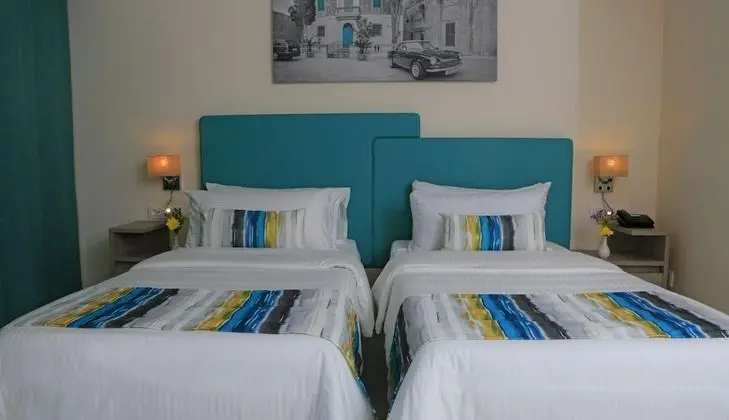 Standard İki Ayrı Yataklı Oda, Balkon, Havuz Manzaralı