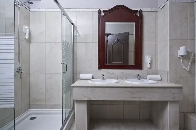 Junior Süit, Kısmi Deniz Manzaralı
