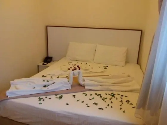 Standart Oda, Sokak Manzaralı, Balkonsuz
