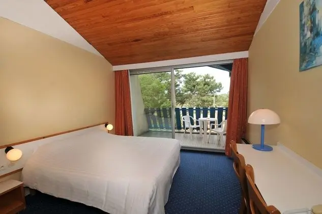 Tek Büyük Yataklı Oda, Balkon