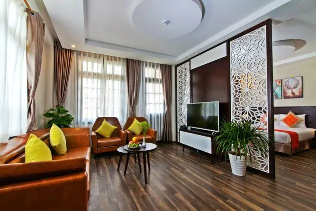 Suit King Size Bed