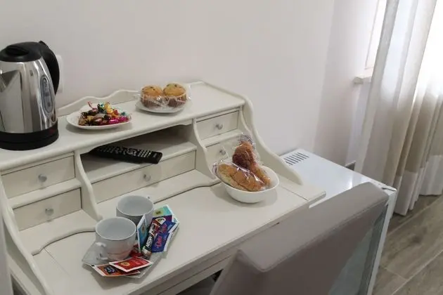 Classic Tek Büyük Yataklı Oda, 1 Büyük (Queen) Boy Yatak, Bahçe Manzaralı (Granatello)