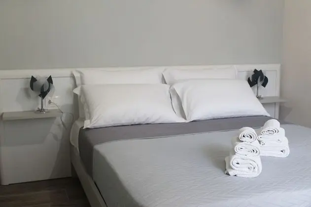 Classic Tek Büyük Yataklı Oda, 1 Büyük (Queen) Boy Yatak, Bahçe Manzaralı (Granatello)