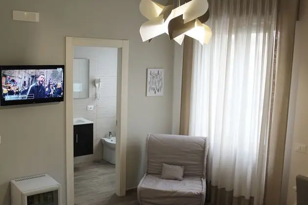 Comfort Üç Kişilik Oda, Avlu Manzaralı (Vesuvio)