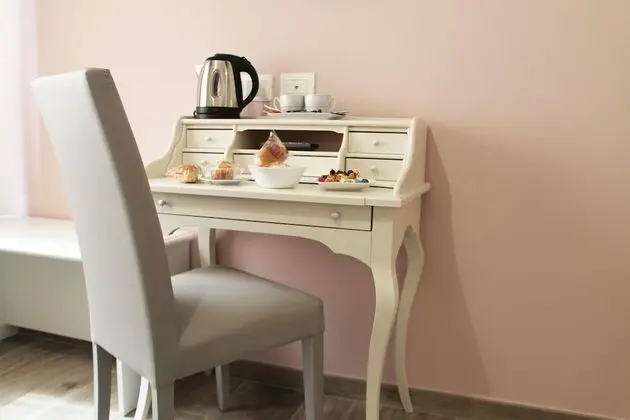 Family Oda, Bahçe Manzaralı (Reggia)