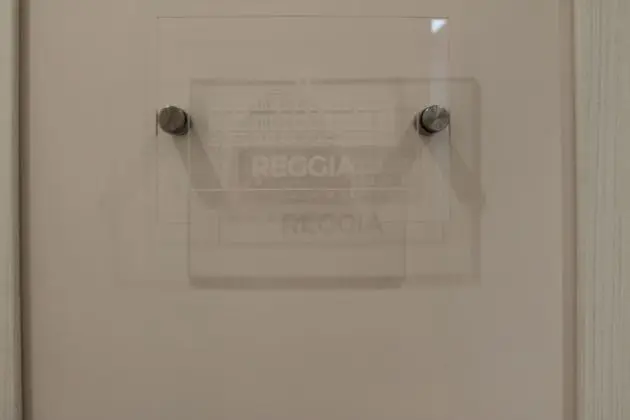 Family Oda, Bahçe Manzaralı (Reggia)