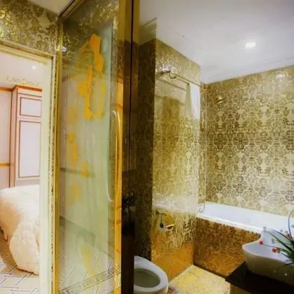 Tek Büyük Yataklı Oda (Suite)