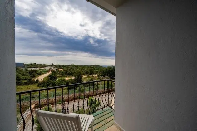 Villa, Deniz veya Orman Manzaralı