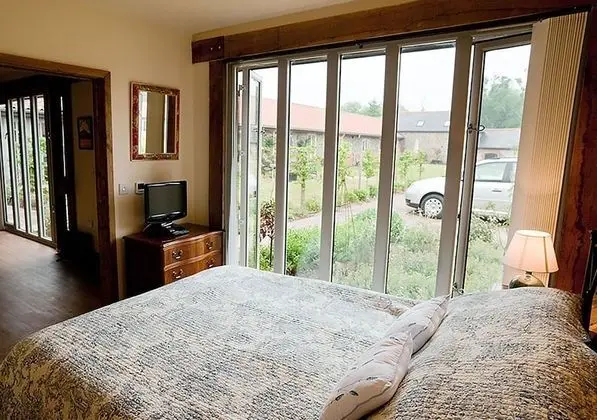 Kır Evi