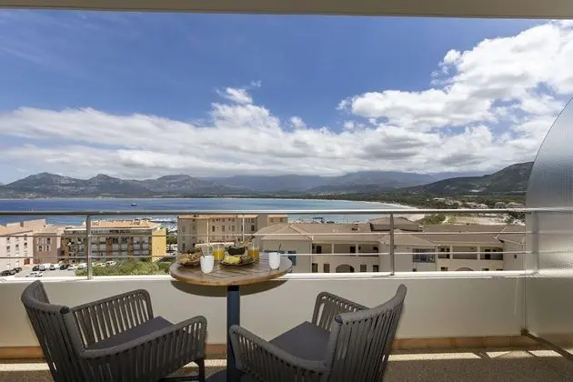 Luxury Tek Büyük Yataklı Oda, Deniz Manzaralı