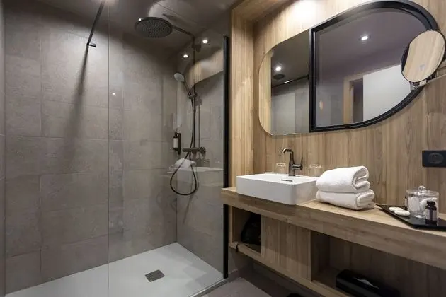 Luxury Tek Büyük Yataklı Oda, Deniz Manzaralı