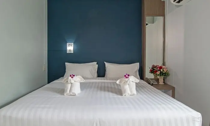 Standard Double Room No Window