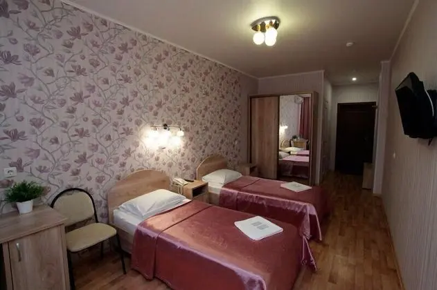 Comfort Tek Büyük veya İki Ayrı Yataklı Oda