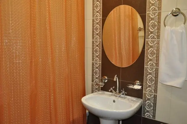 Comfort Tek Büyük veya İki Ayrı Yataklı Oda