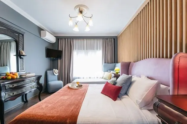 Deluxe Tek Büyük Yataklı Oda