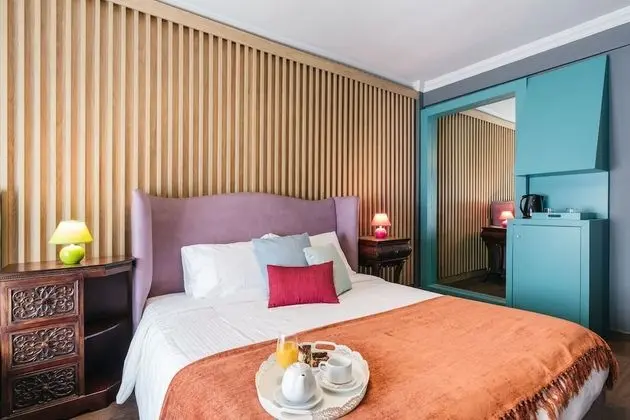 Deluxe Tek Büyük Yataklı Oda