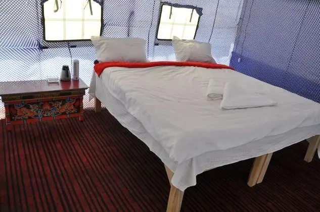 Deluxe Tek Büyük Yataklı Oda, 1 Yatak Odası, Göl Manzaralı